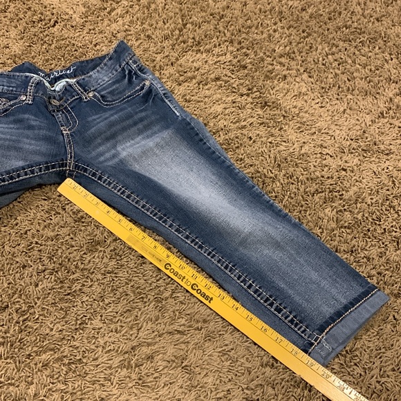 Capris - Picture 7 of 10